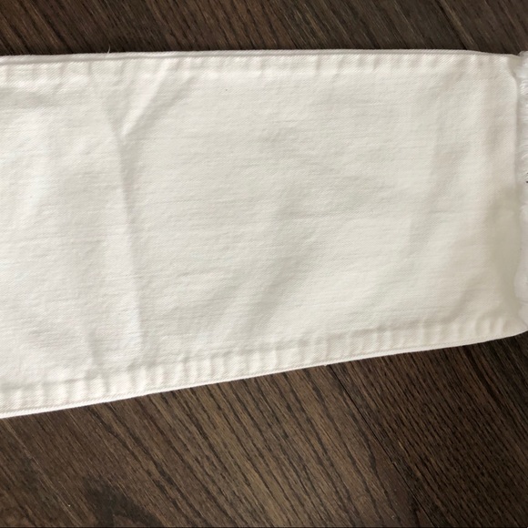 The Gap White 3/4 length Jeans - Picture 2 of 5